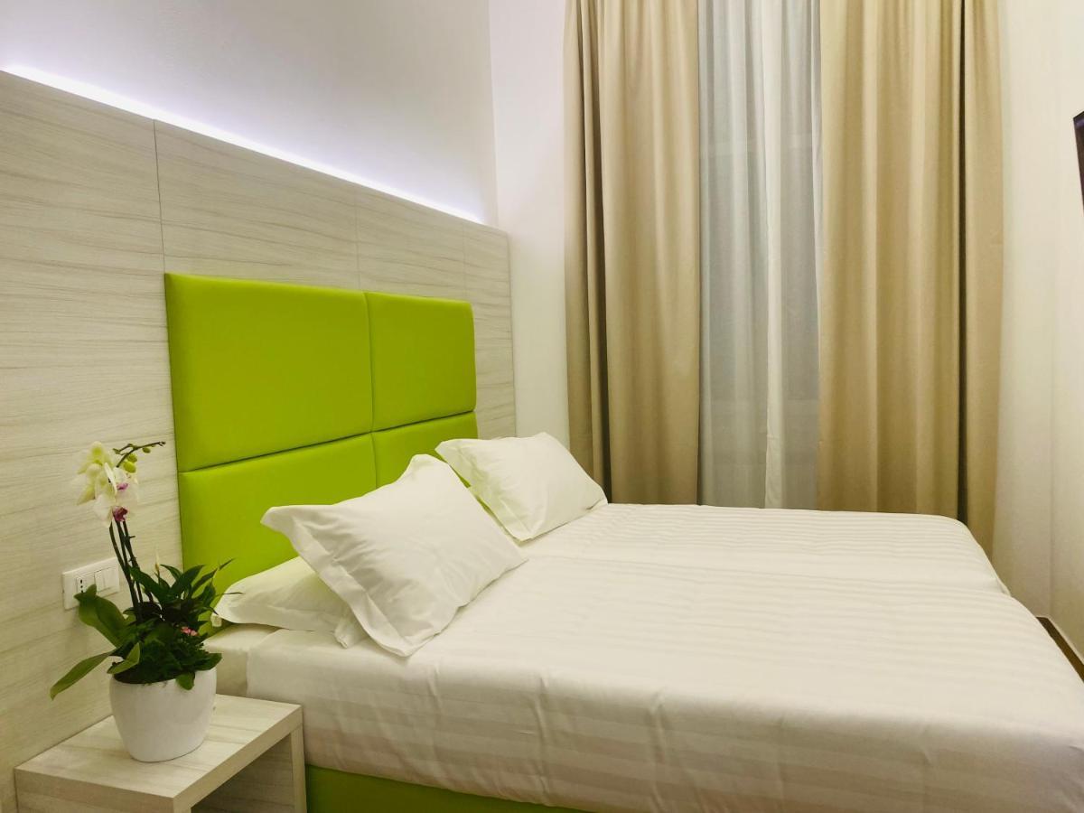 Hotel Fioralba Milan Exterior photo